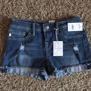 Girls shorts NWT Size (8)